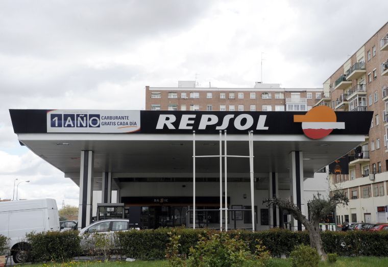 Repsol importará gasolina y va por socios